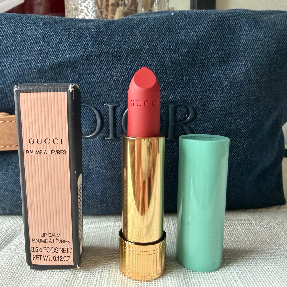 Gucci Lip Balm (Penelope Plum) - Picture 2 of 3
